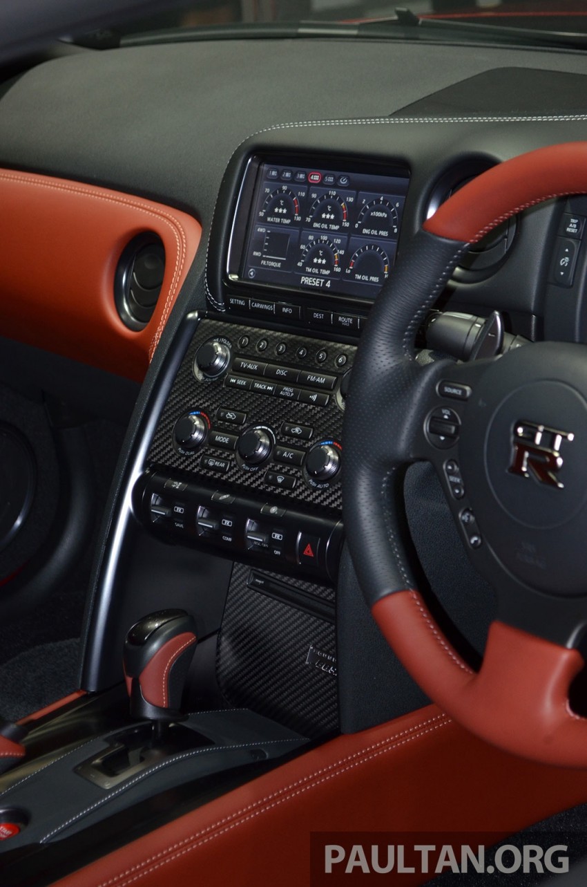 2014 Nissan GT-R facelift unveiled in Tokyo with updated suspension and looks 212423