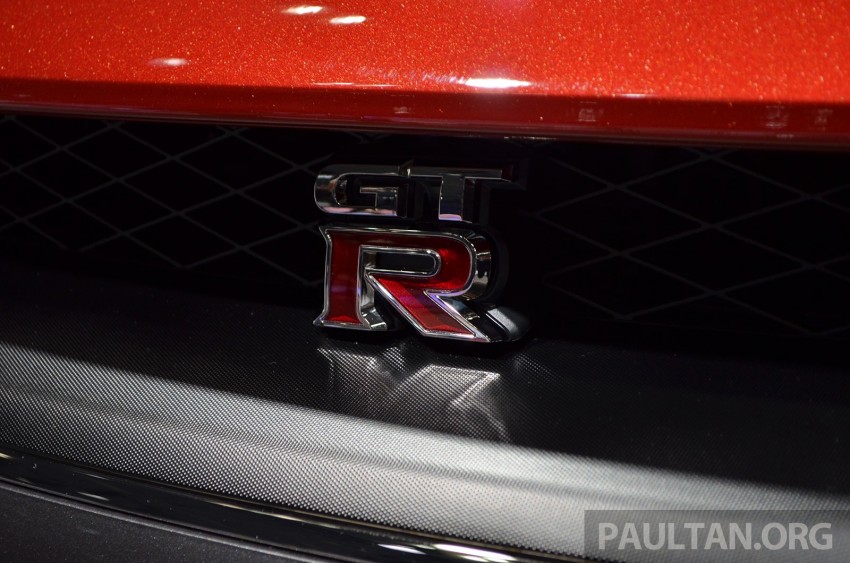 2014 Nissan GT-R facelift unveiled in Tokyo with updated suspension and looks 212427