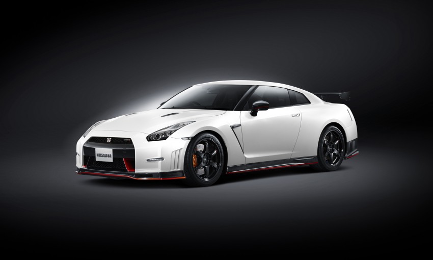 Nissan GT-R Nismo debuts – 600 hp, 7:08 ‘Ring time 211697