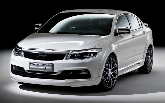 Qoros 3 Sedan-01