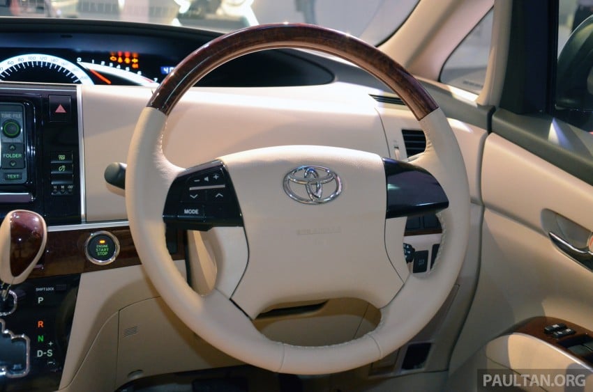 Toyota Previa (Estima) appears at KLIMS13 – RM270k 209549