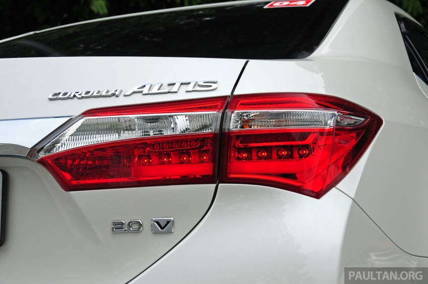 GALLERY: Old and new Toyota Corolla Altis compared 222571