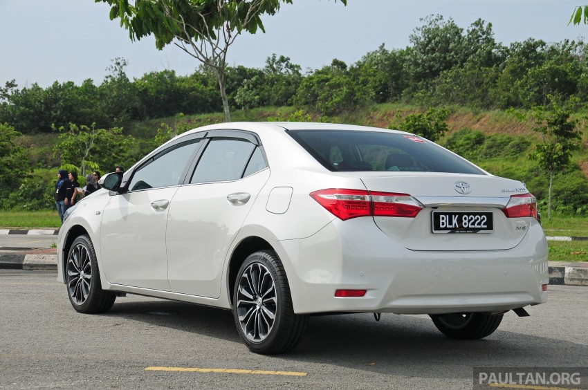 DRIVEN: 2014 Toyota Corolla Altis 2.0V on local roads 222441