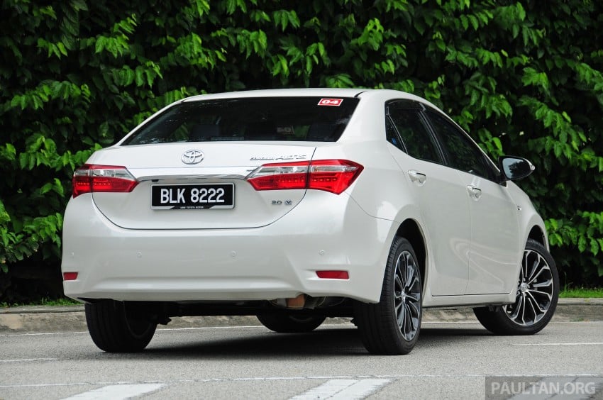 DRIVEN: 2014 Toyota Corolla Altis 2.0V on local roads 222443