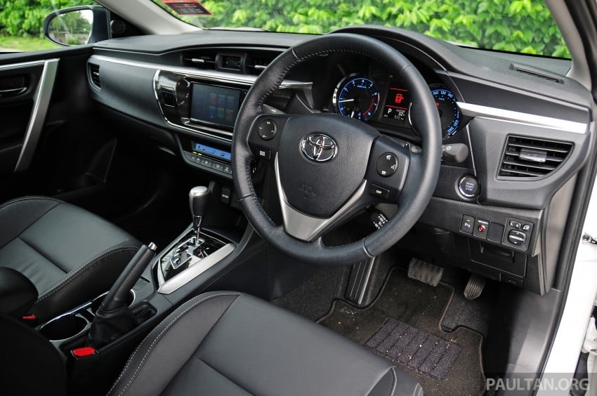 DRIVEN: 2014 Toyota Corolla Altis 2.0V on local roads 222510