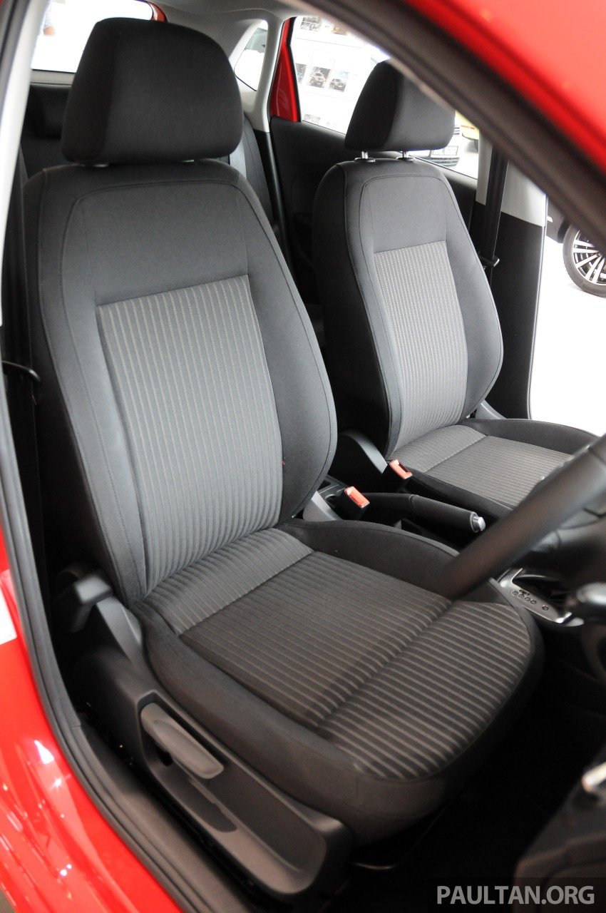 GALLERY: Showroom pics of the CKD VW Polo Hatch 224515