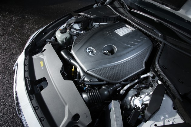 Infiniti_Q50_2.0_09_hires