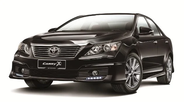 Toyota Camry 2.0 G X_01