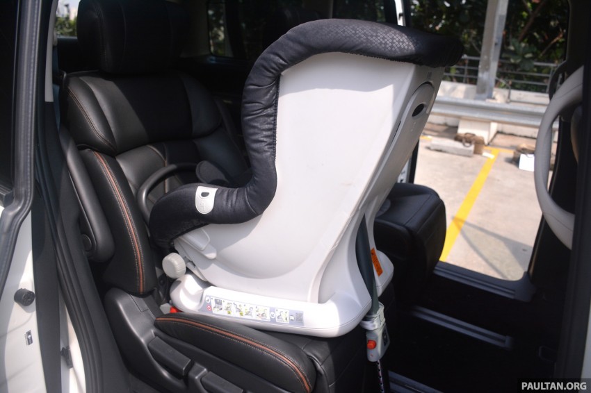 DRIVEN: 2014 Nissan Elgrand tested from every seat 255513