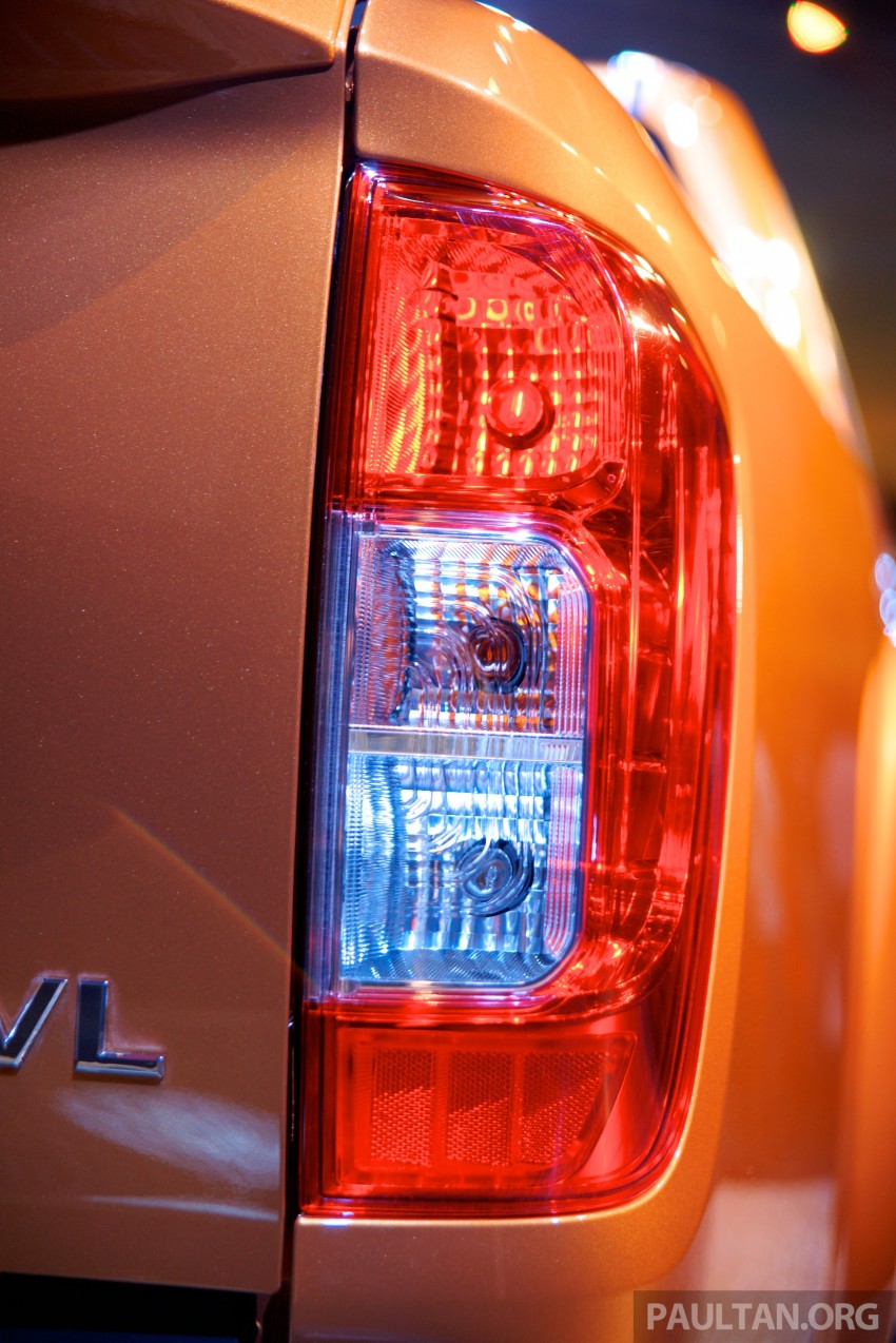 Nissan NP300 Navara unveiled in Thailand: 7spd auto! 253266