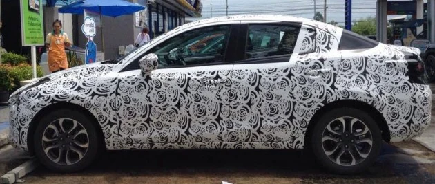 mazda2sedanthailand4