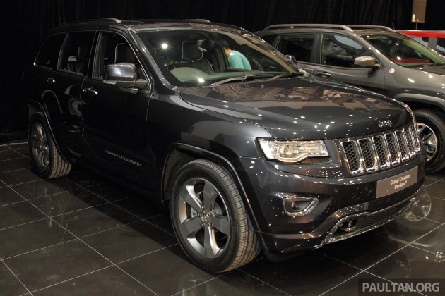 GrandCherokeeOverland_Ext_02