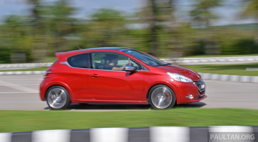 Ford Fiesta ST vs Peugeot 208 GTi vs Renault Clio RS – which one is the best hot hatch on sale in Malaysia? 297933