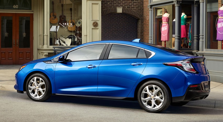 2016 Chevrolet Volt makes debut – 80 km EV range 302395