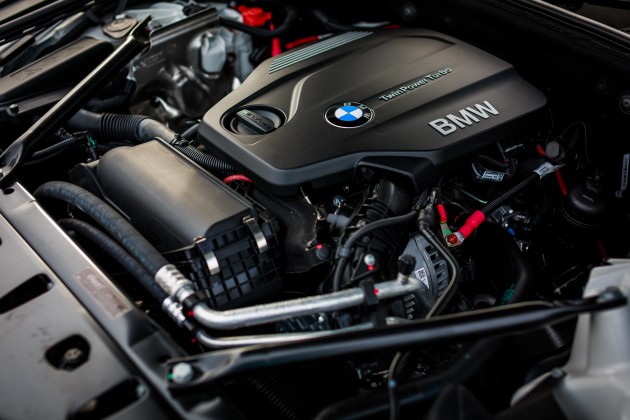 2015-f10-bmw-520d-sport-interior-038