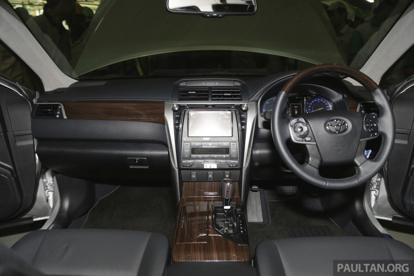 2015 Toyota Camry starts M’sian production, plant capable of 7k Camry Hybrids before exemptions expire 320680