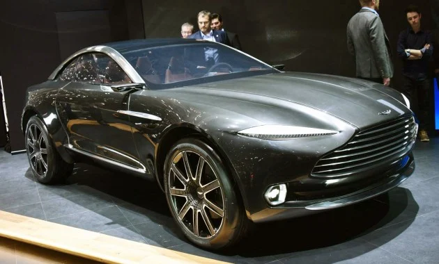 aston-martin-dbx-geneva-live-1