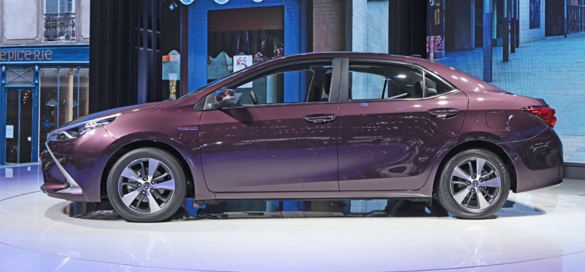 Shanghai 2015: Toyota Corolla Hybrid/Levin HEV debut 337823