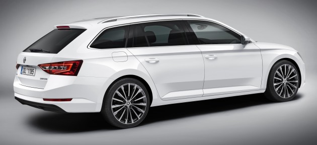 150526 SKODA Superb Combi 002