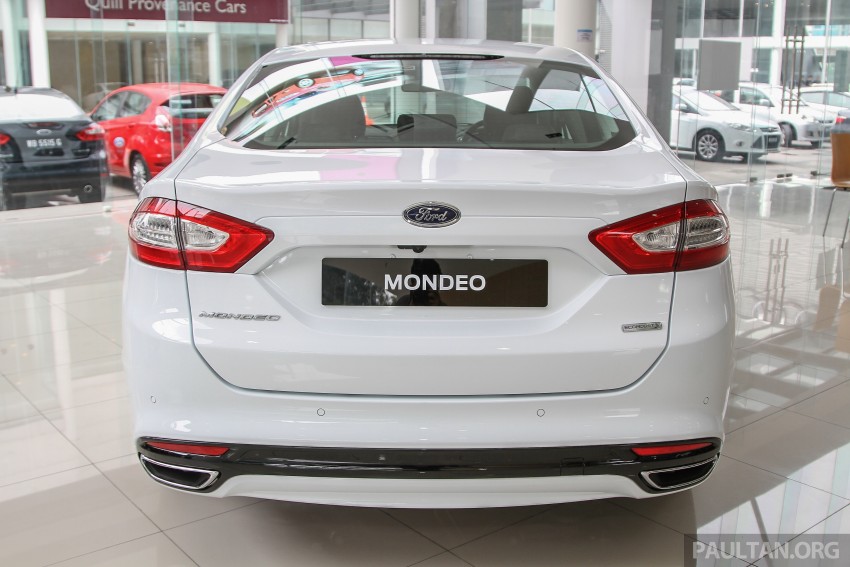 GALLERY: 2015 Ford Mondeo in the showroom 337379