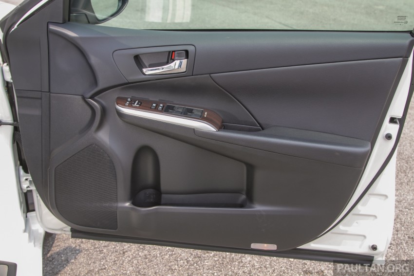 GALLERY: 2015 Toyota Camry – 2.0G or 2.5 Hybrid? 337915