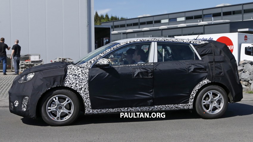 SPYSHOTS: Kia Niro B-segment SUV spotted testing 340919