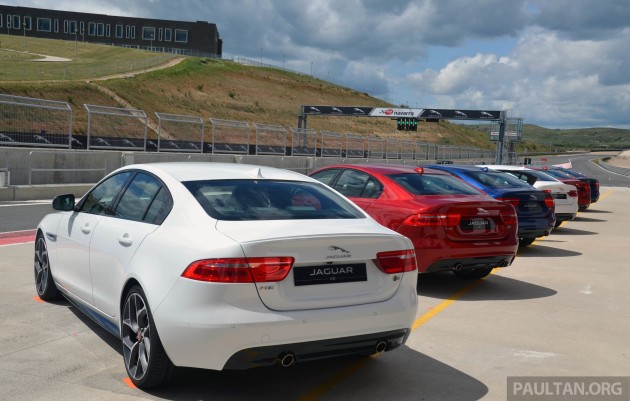 jaguar-xe-30-v6 1455