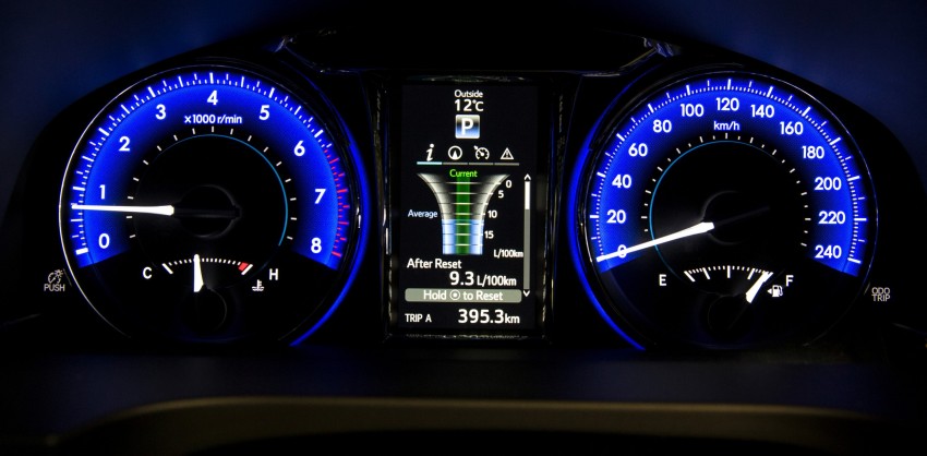 2015 Toyota Aurion facelift revealed in Australia 343240