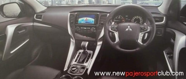pajero sport dashboard