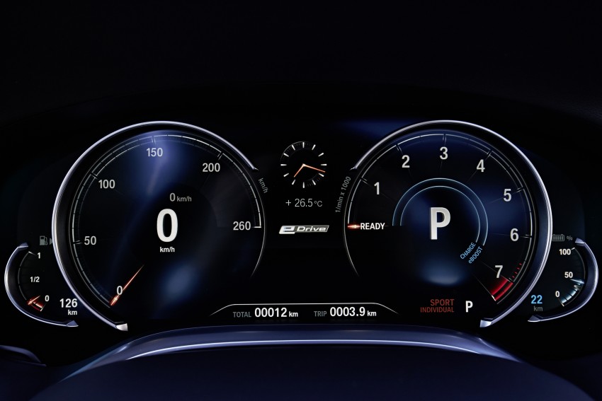 MEGA GALLERY: G11 BMW 7 Series in detail 372528