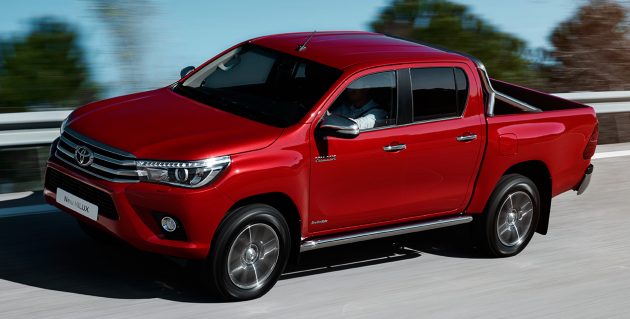 2016-Toyota-Hilux-Geneva-4