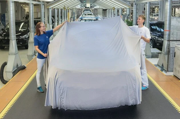 2016-volkswagen-tiguan-teased