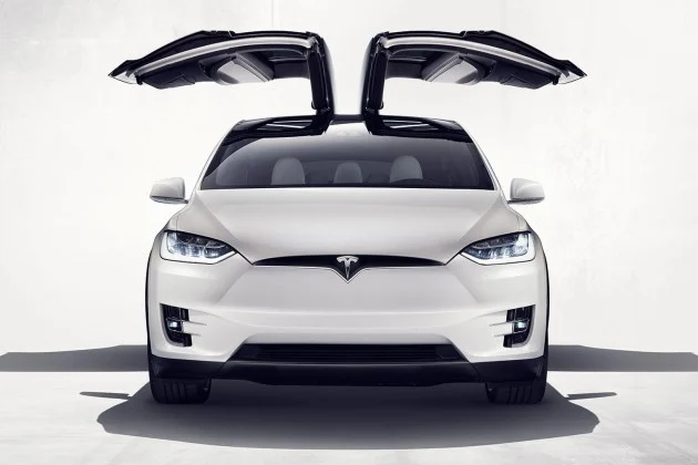 Tesla Model X 3
