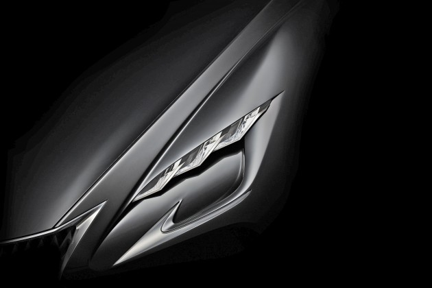 Tokyo_Motor_Show_Teaser_light2_4B9ED65A9D945DFCF2BDAD40A99AC39CCB303041