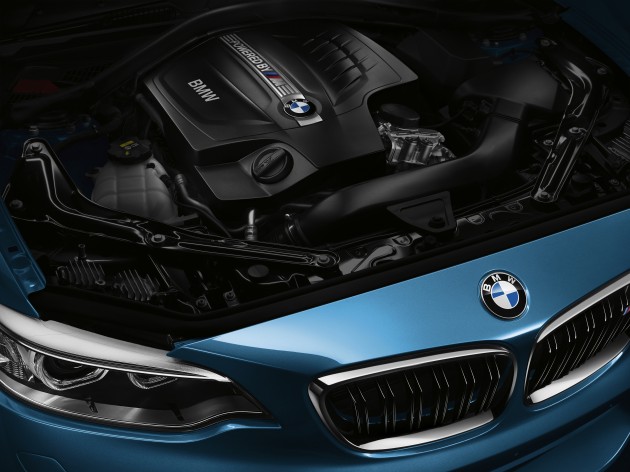 bmw-m2-engine-2