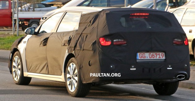 2015-kia-optima-wagon-spyshots-8