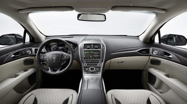 2017 Lincoln MKZ-04