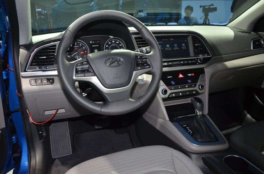 2017 Hyundai Elantra gets new 1.4 turbo, 7-speed DCT 411036