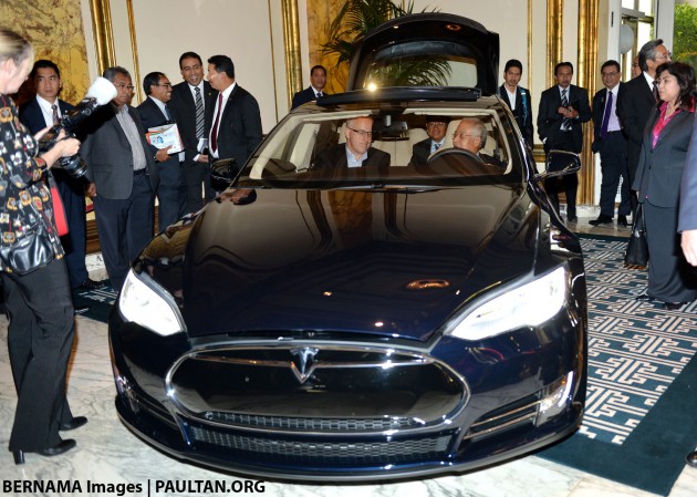 Tesla_Najib_04