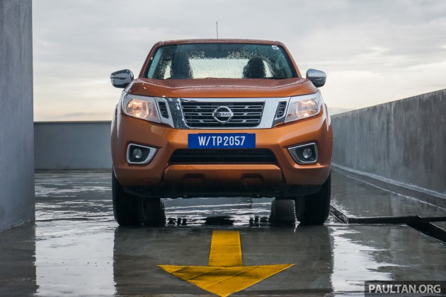 Nissan NP300 Navara 23