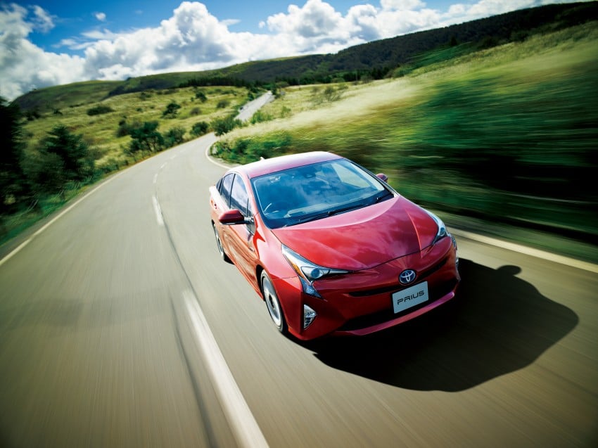 2016 Toyota Prius goes on sale in Japan – 40.8 km/l! 418035