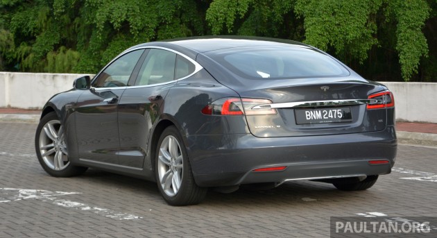 Tesla Model S 85 drive-2