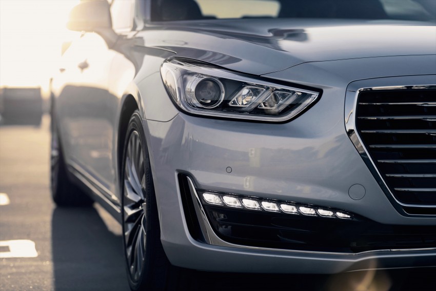 Genesis G90 flagship makes North American debut 427781