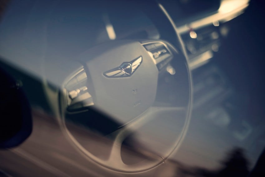 Genesis G90 flagship makes North American debut 427815