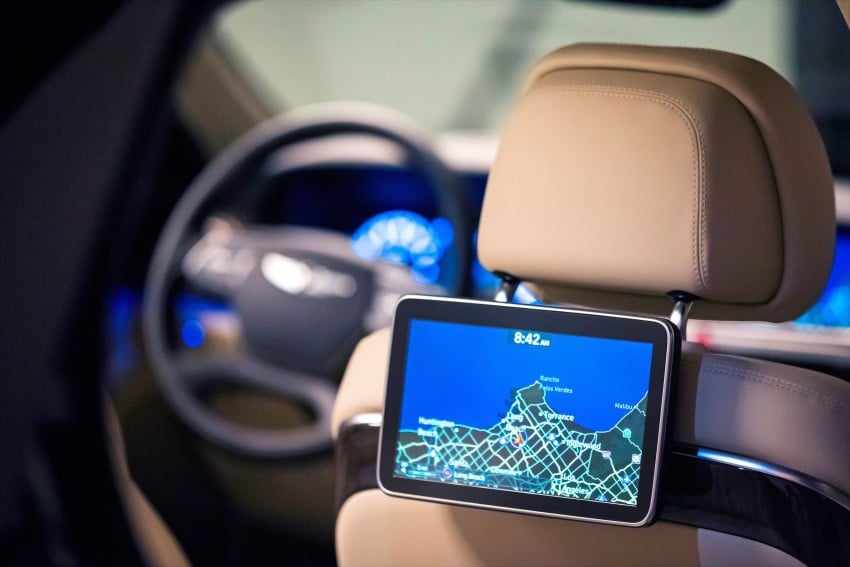 Genesis G90 flagship makes North American debut 427858