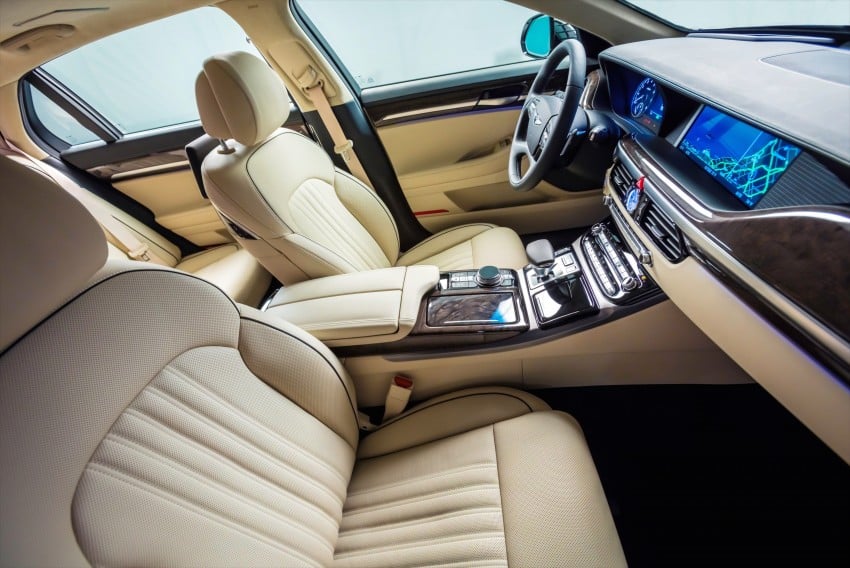 Genesis G90 flagship makes North American debut 427859