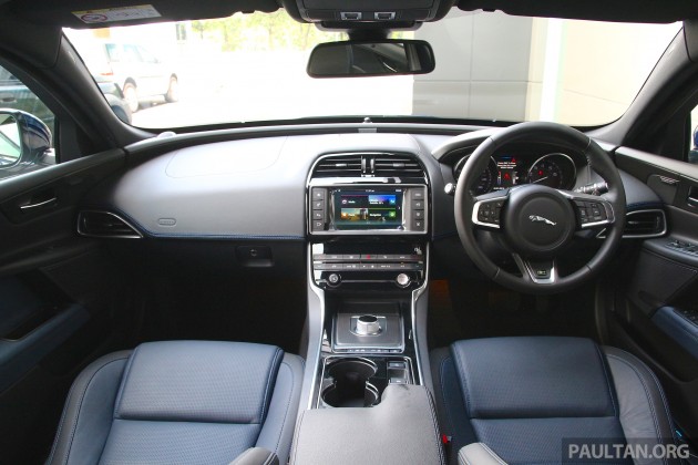 2016-jaguar-xe-launch-event-malaysia- 024