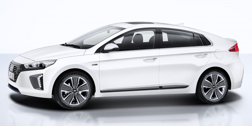 Hyundai Ioniq – new Prius-rivalling hybrid detailed 429436