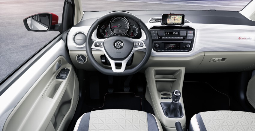 Volkswagen up! facelift unveiled with new 1.0 TSI mill 445992