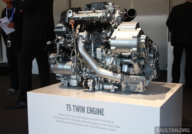 2015-volvo-t5-twin-engine-live-pictures-001_BM